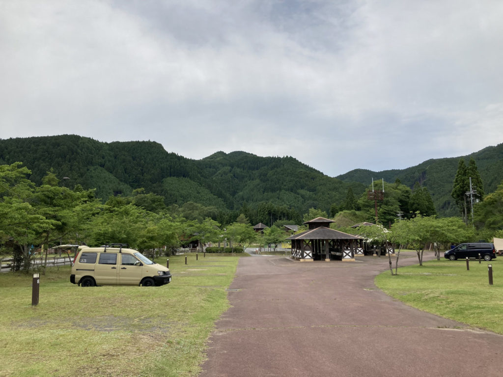 京都市 宇津峡公園　オートサイト全景2