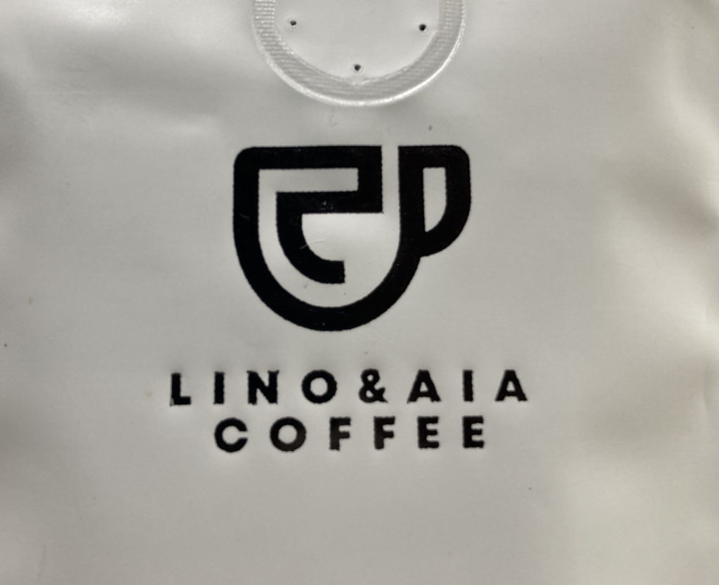 LINO & AIA COFFEE（リノ アンド アイア コーヒー）　ロゴ